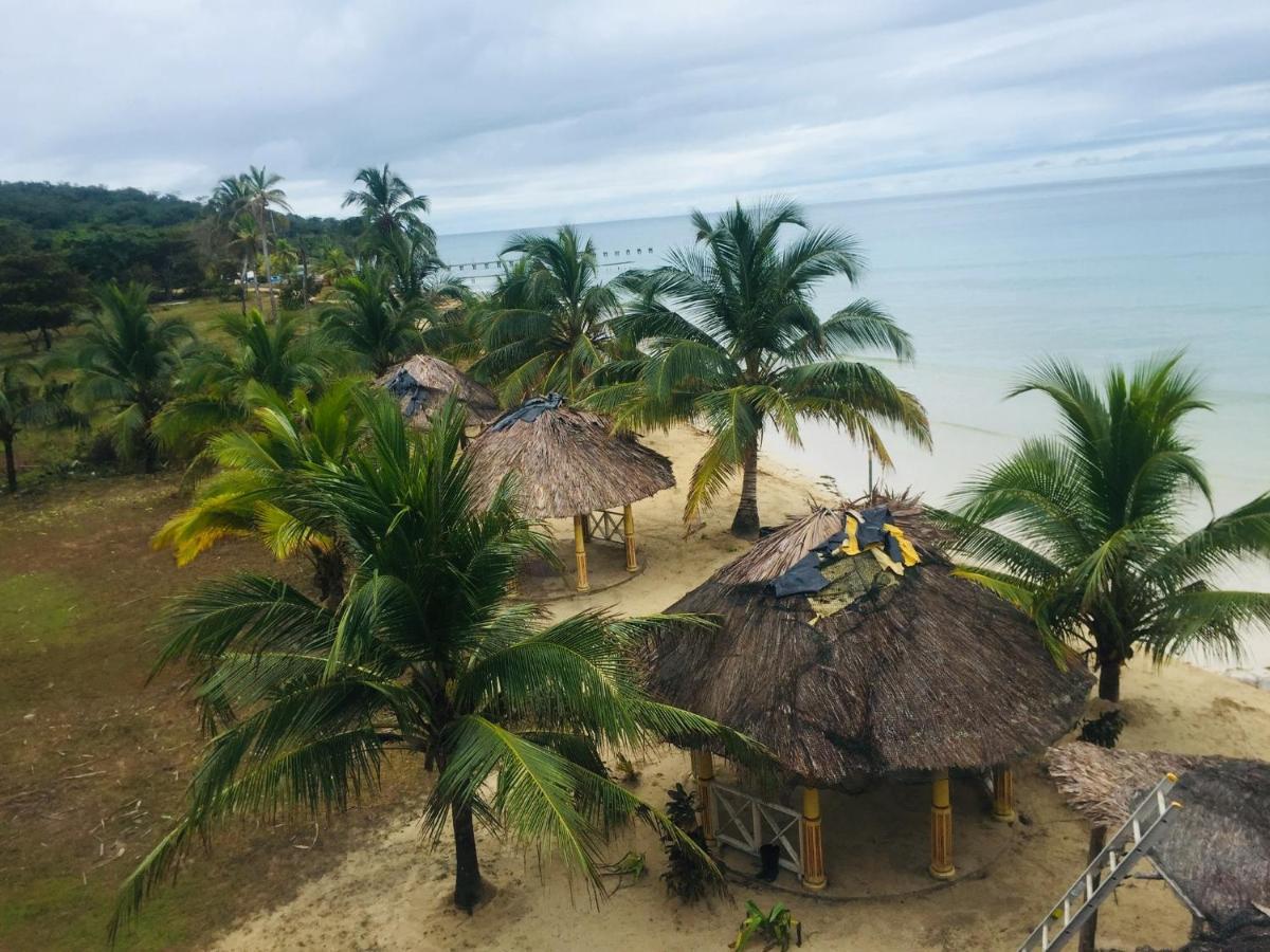 Pic-Nic Beach Corn Island Hotell Exteriör bild
