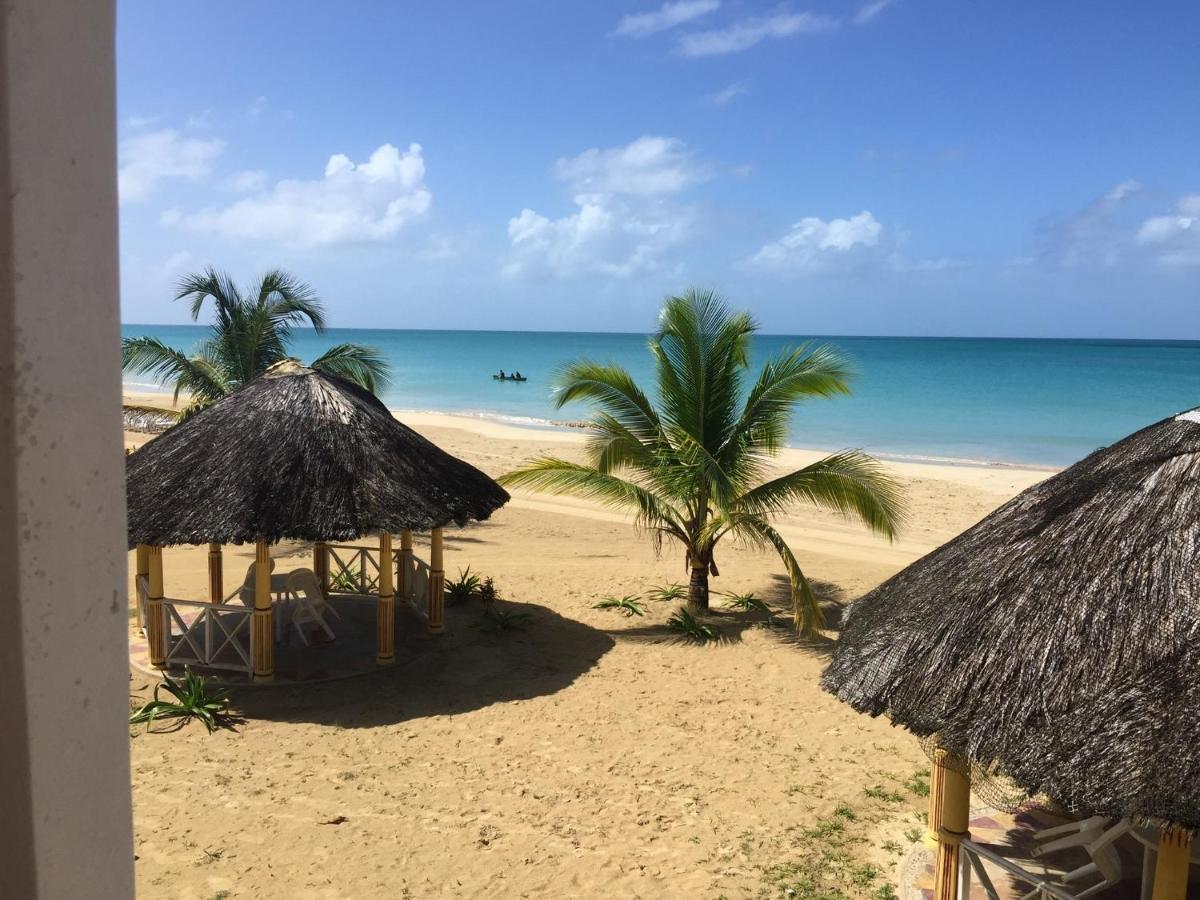 Pic-Nic Beach Corn Island Hotell Exteriör bild
