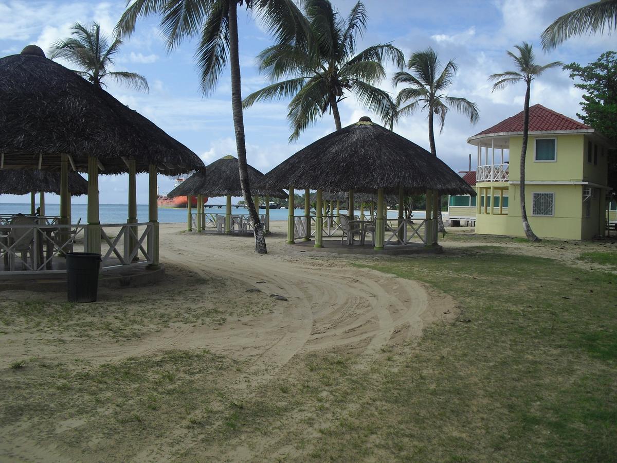 Pic-Nic Beach Corn Island Hotell Exteriör bild